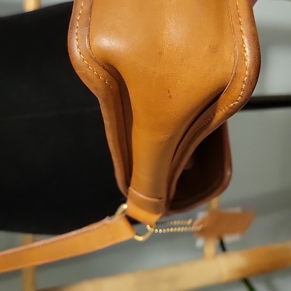 Vintage Coach SHELTON #0168- 313 Crossbody Bag - Picture 6 of 10